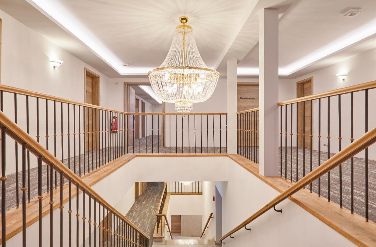 Wittelsbacher Hof Weissenburg Вайсенбург-ин-Байерн Экстерьер фото